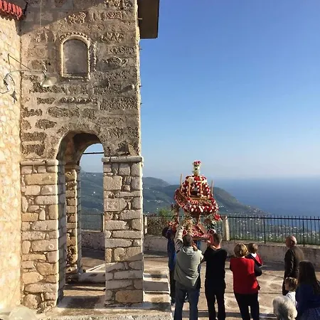 Eleanthi Historical * Pyrgos